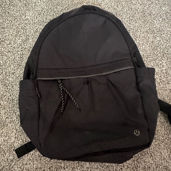 LULULEMON BOOKBAG - Picture 1 of 3
